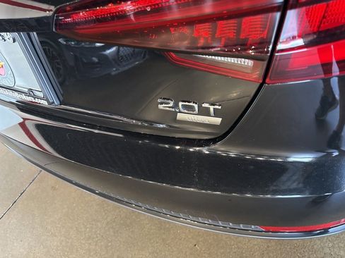 Used 2018 Audi A4 2.0T Ultra Premium w/ Convenience Package image 17