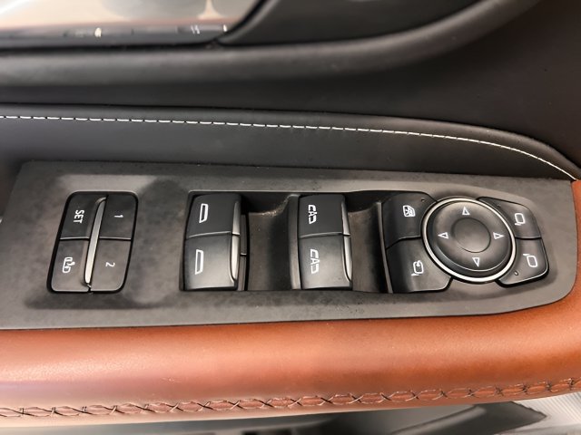 Certified 2024 GMC Yukon Denali Ultimate w/ LPO, Illumination Package AWD/4WD image 19