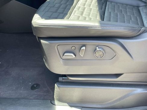 New 2026 Cadillac Escalade Platinum Sport w/ LPO, ONYX Package AWD/4WD image 22