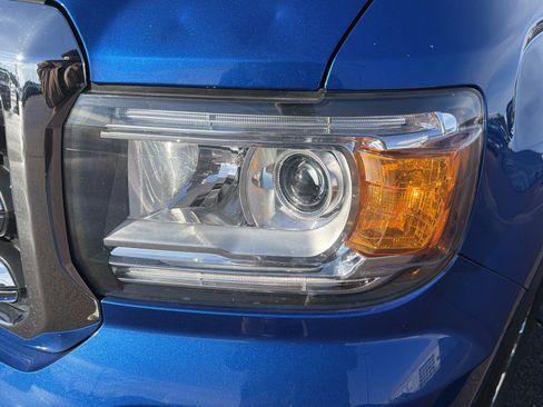 Used 2019 GMC Canyon SLT w/ Driver Alert Package image 22