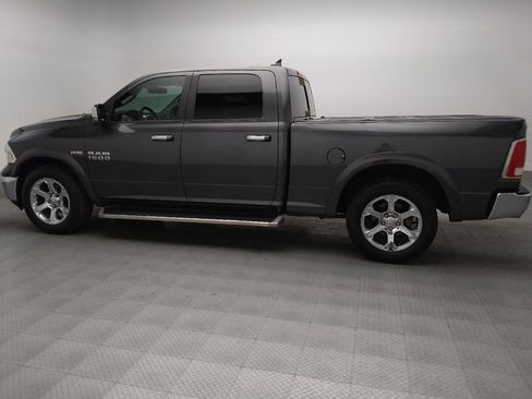 Used 2018 RAM 1500 Laramie RWD image 3