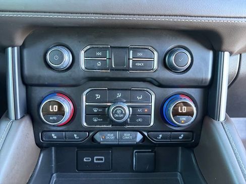 Certified 2022 Chevrolet Tahoe LT w/ LT Signature Plus Package image 4