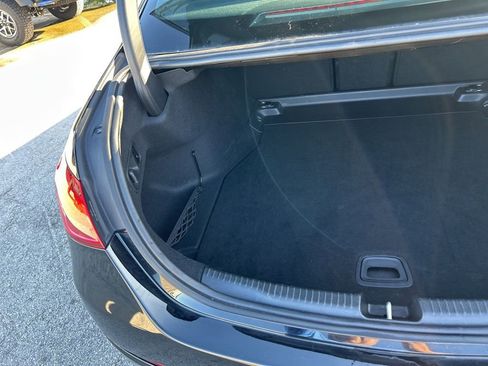 Used 2025 Mercedes-Benz C 300 Sedan image 29