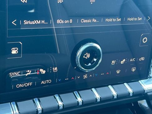 New 2026 GMC Yukon XL Elevation w/ Elevation Premium Package image 20