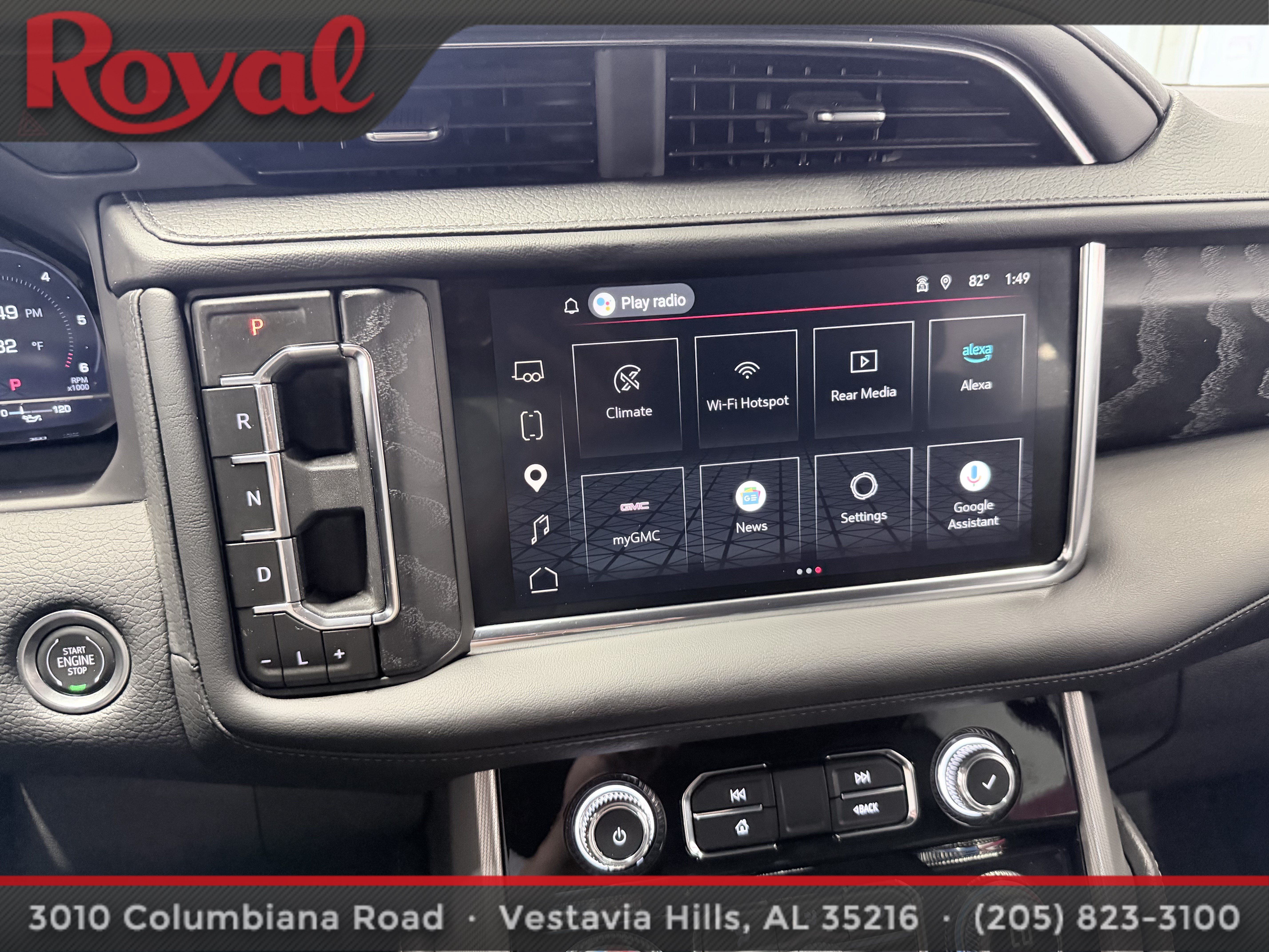 Used 2024 GMC Yukon XL Denali RWD image 26