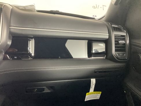 New 2026 RAM 1500 Limited image 18
