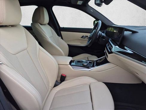 Used 2023 BMW 330i Sedan w/ M Sport Package RWD image 18