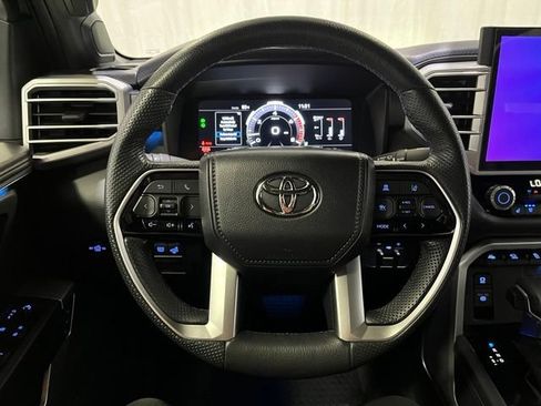 Used 2024 Toyota Tundra Platinum AWD/4WD image 18