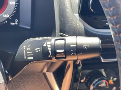 Used 2023 Nissan Rogue Platinum FWD image 53