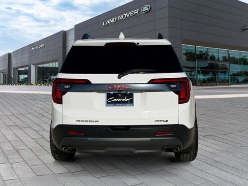 Used 2022 GMC Acadia AT4 w/ Technology Package AWD/4WD image 4