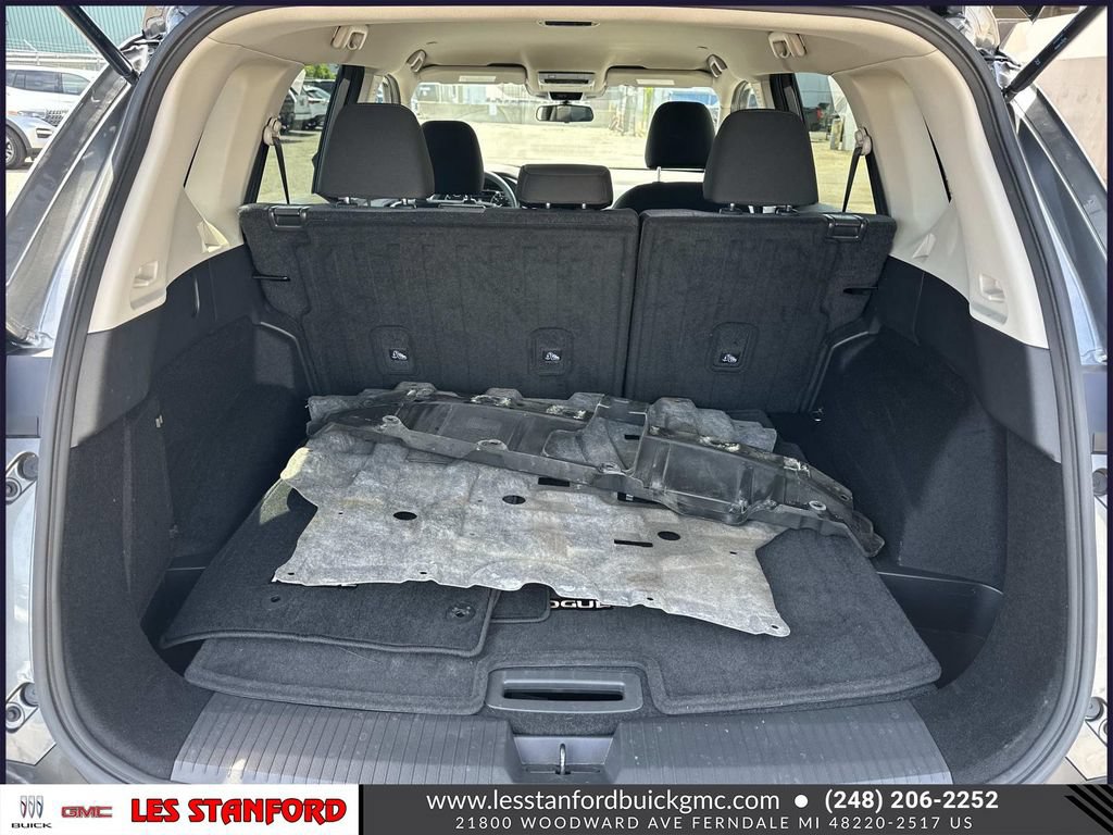 Used 2023 Nissan Rogue SV AWD/4WD image 11