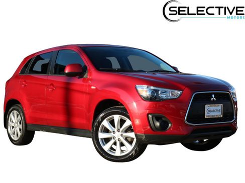 Used 2015 Mitsubishi Outlander Sport ES image 1