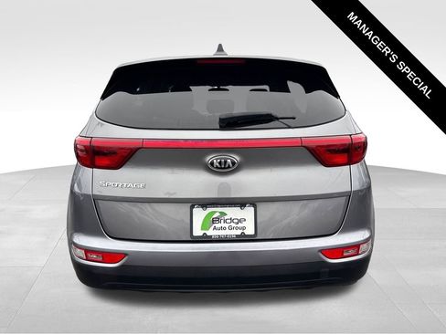 Used 2018 Kia Sportage LX AWD/4WD image 6