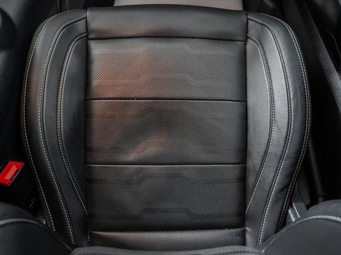 Used 2022 Ford Mustang GT Premium w/ Equipment Group 401A image 33