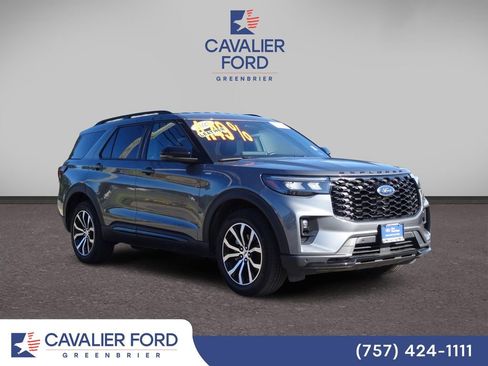 Certified 2025 Ford Explorer ST-Line AWD/4WD image 1