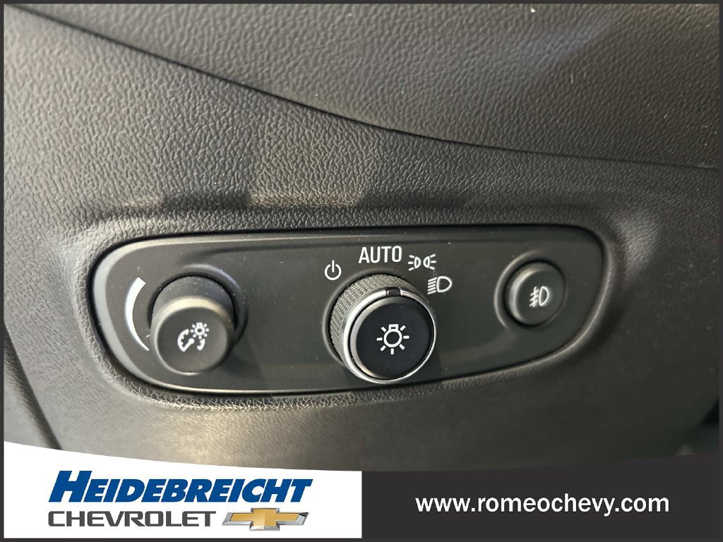 Certified 2021 Chevrolet Equinox Premier FWD image 32