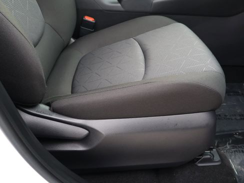 Used 2024 Toyota RAV4 XLE image 18