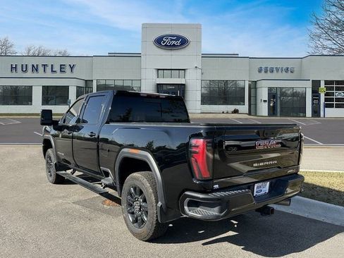 Used 2025 GMC Sierra 2500 AT4 w/ AT4 Premium Plus Package image 6