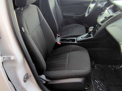 Used 2015 Ford Focus S image 22