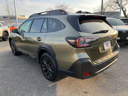 Certified 2025 Subaru Outback Onyx Edition image 5
