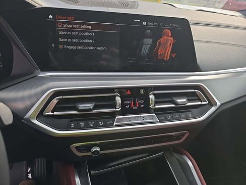 Used 2021 BMW X6 xDrive40i w/ Executive Package image 6