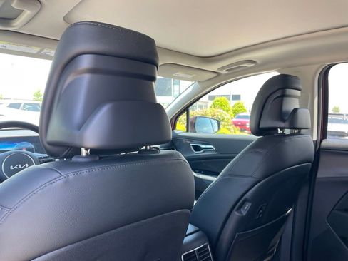 Used 2024 Kia Sportage SX image 27