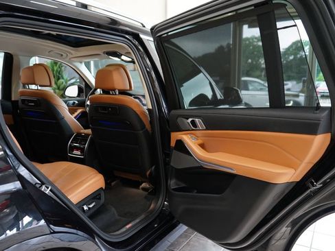 Used 2019 BMW X7 xDrive50i w/ Premium Package AWD/4WD image 63