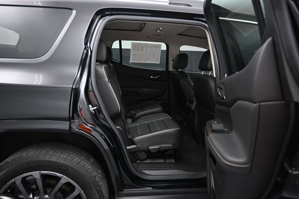Certified 2023 GMC Acadia Denali w/ Black Diamond Edition FWD image 29
