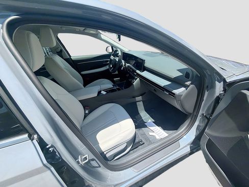 New 2026 Hyundai Sonata SEL FWD image 20