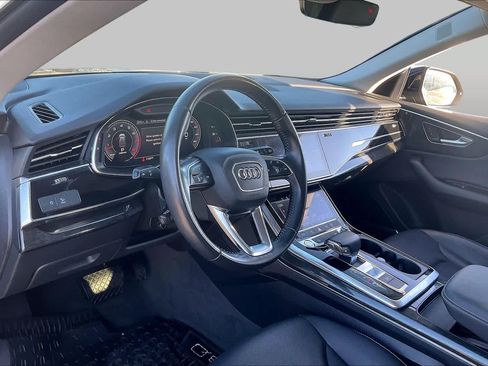 Used 2019 Audi Q8 Premium Plus w/ Premium Plus AWD/4WD image 18