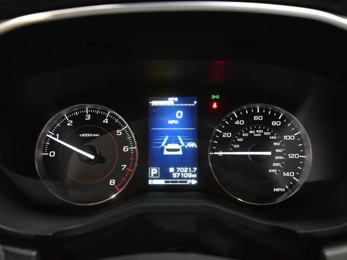 Used 2019 Subaru Crosstrek 2.0i Limited w/ Moonroof Package w/Navigation AWD/4WD image 19