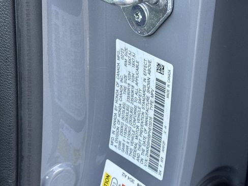 Certified 2023 Honda CR-V Sport image 32