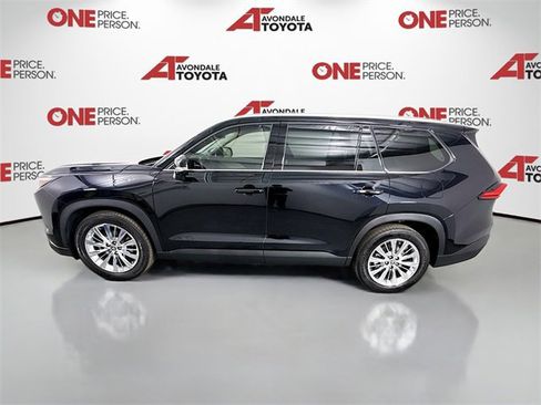 Used 2024 Toyota Grand Highlander Platinum image 4