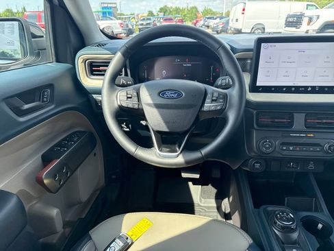Used 2026 Ford Maverick Lariat AWD/4WD image 17