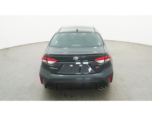 Used 2026 Toyota Corolla SE FWD image 9