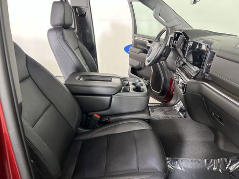 Used 2023 Chevrolet Silverado 1500 LT w/ Leather Package image 26