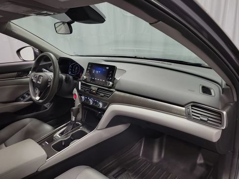 Used 2018 Honda Accord LX image 27
