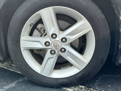 Used 2013 Toyota Camry SE FWD image 23