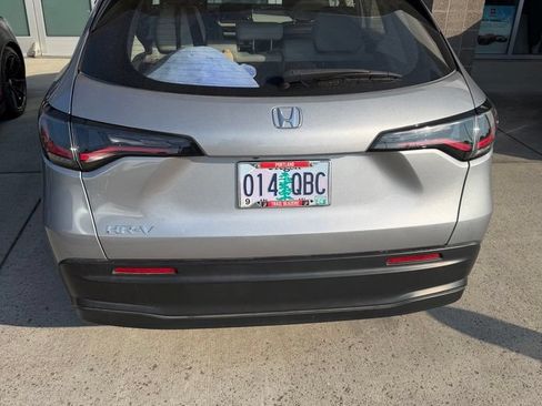 Used 2023 Honda HR-V LX image 5