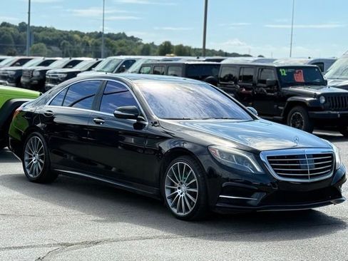 Used 2016 Mercedes-Benz S 550 Sedan image 37