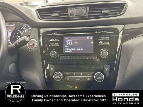 Used 2018 Nissan Rogue Sport SV w/ SV All-Weather Package image 7