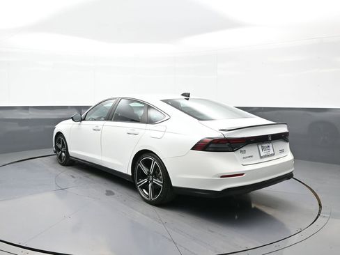 Certified 2023 Honda Accord Sport image 8