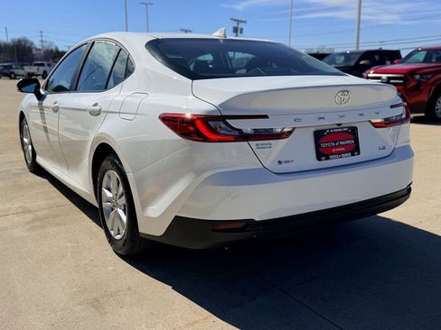 Used 2025 Toyota Camry LE image 6