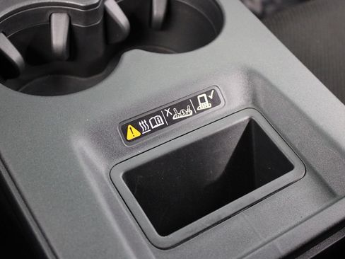 Used 2024 Honda Prologue EX image 18