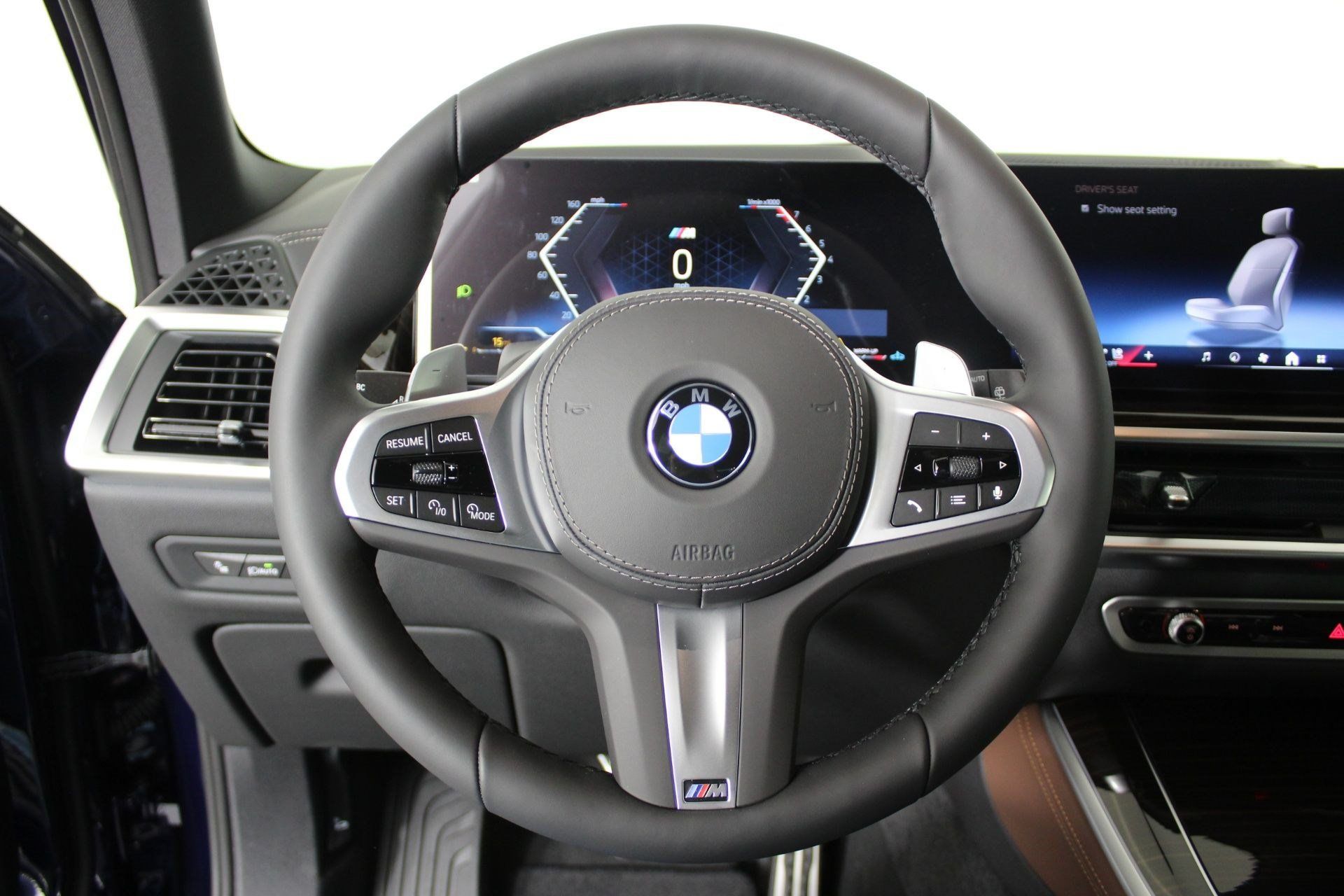 Used 2026 BMW X5 sDrive40i w/ M Sport Package RWD image 15