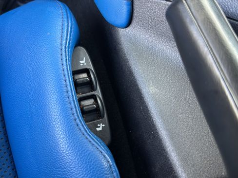 Used 2024 Nissan Z Performance w/ Floor Mat Package RWD image 12
