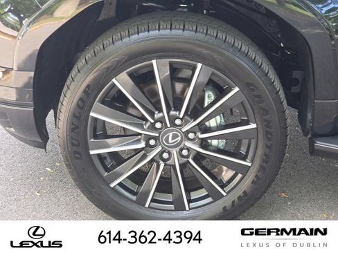 Used 2025 Lexus GX 550 AWD/4WD image 13