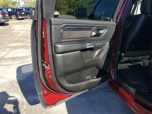 Used 2024 RAM 1500 Laramie image 30