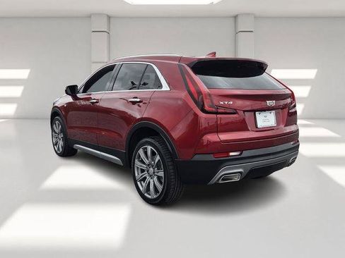Used 2023 Cadillac XT4 Premium Luxury w/ Cold Weather Package image 3
