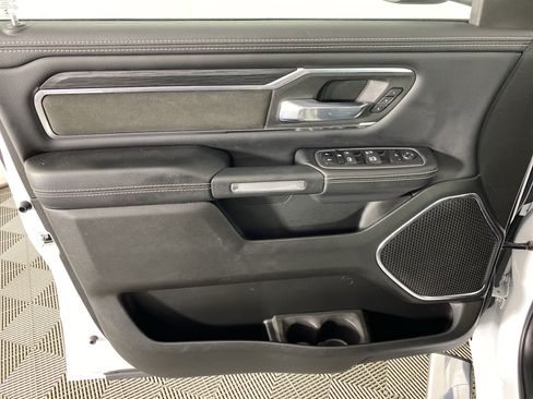 Used 2024 RAM 1500 Laramie AWD/4WD image 14